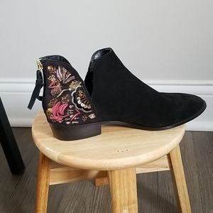 Embroidered boots